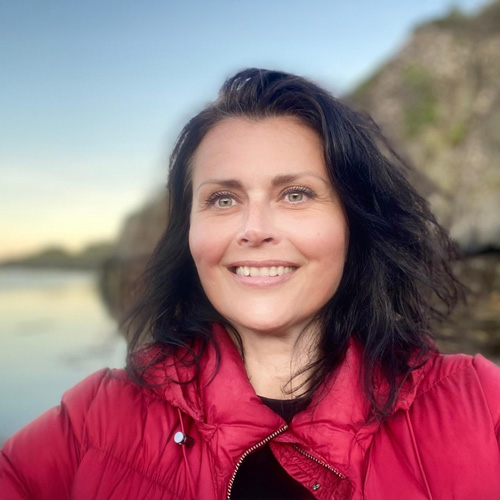 Portrait of host Lise Rist at Havly Lofoten Retreat.